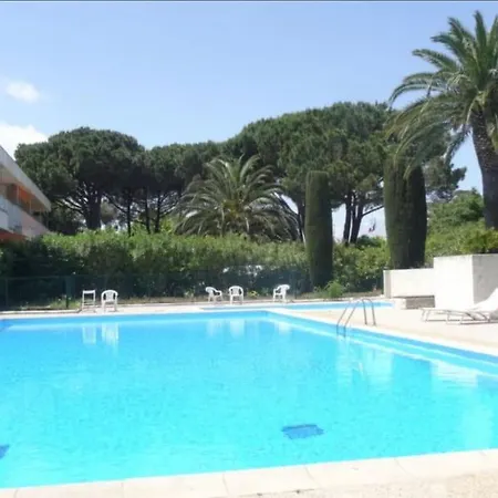 Appt St Tropez ,magnifique T2, Piscine ,terrasse, Emplacement Ideal ,front De Mer, Apartamento Saint-Tropez