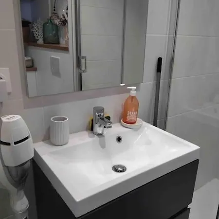 Appt St Tropez ,magnifique T2, Piscine ,terrasse, Emplacement Ideal ,front De Mer, Apartment