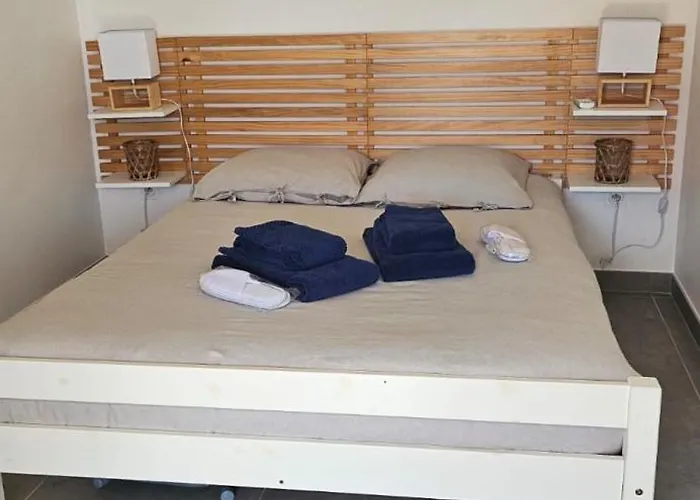 Appt St Tropez ,magnifique T2, Piscine ,terrasse, Emplacement Ideal ,front De Mer, Appartement *